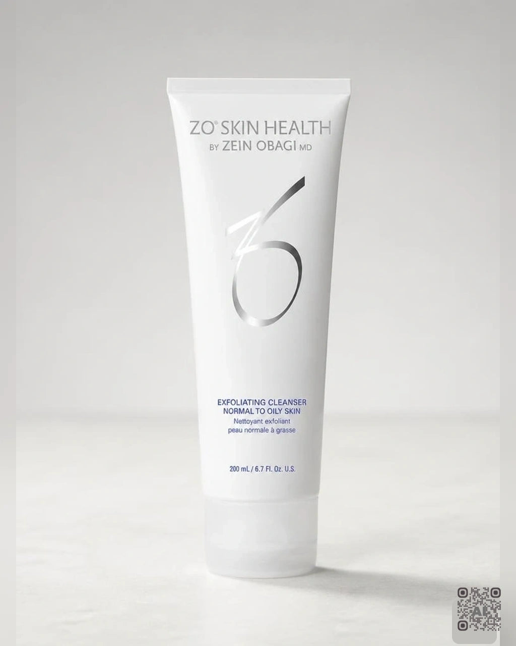 Zdjęcie wygenerowane przy użyciu AI · ZO Skin Health Żel oczyszczający do skóry normalnej i tłustej 200 ml