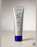 Zdjęcie wygenerowane przy użyciu AI · ZO Skin Health Krem z filtrem o szerokim spektrum ochrony SPF 50 118 g