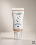 Zdjęcie wygenerowane przy użyciu AI · ZO Skin Health Daily Mineral SunShade SPF 30 Fair 45 ml