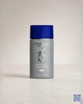 Zdjęcie wygenerowane przy użyciu AI · ZO Skin Health Sheer Fluid Tint SPF 30 Light-Medium 50 ml
