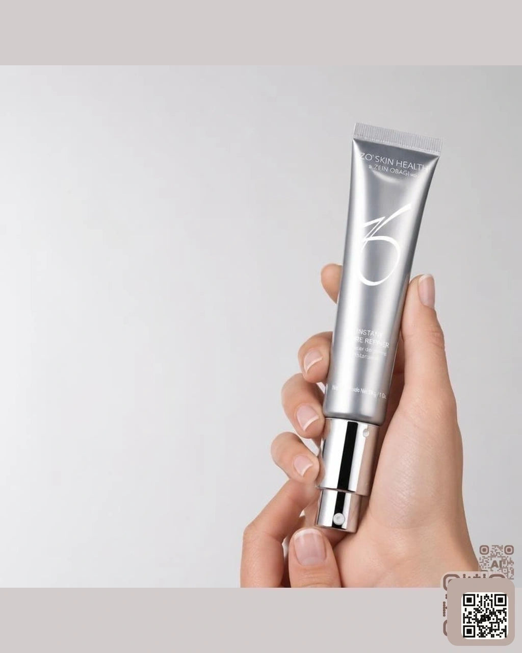 Zdjęcie wygenerowane przy użyciu AI · ZO Skin Health Serum redukujące widoczność porów 29 g (2)