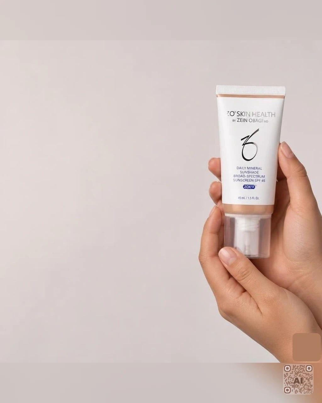 Zdjęcie wygenerowane przy użyciu AI · ZO Skin Health Daily Mineral SunShade SPF 30 Light 45 ml (2)