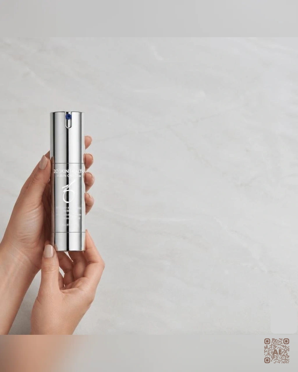 Zdjęcie wygenerowane przy użyciu AI · ZO Skin Health Krem redukujący zmarszczki i poprawiający teksturę skóry 0,5% retinolu 30 ml (3)