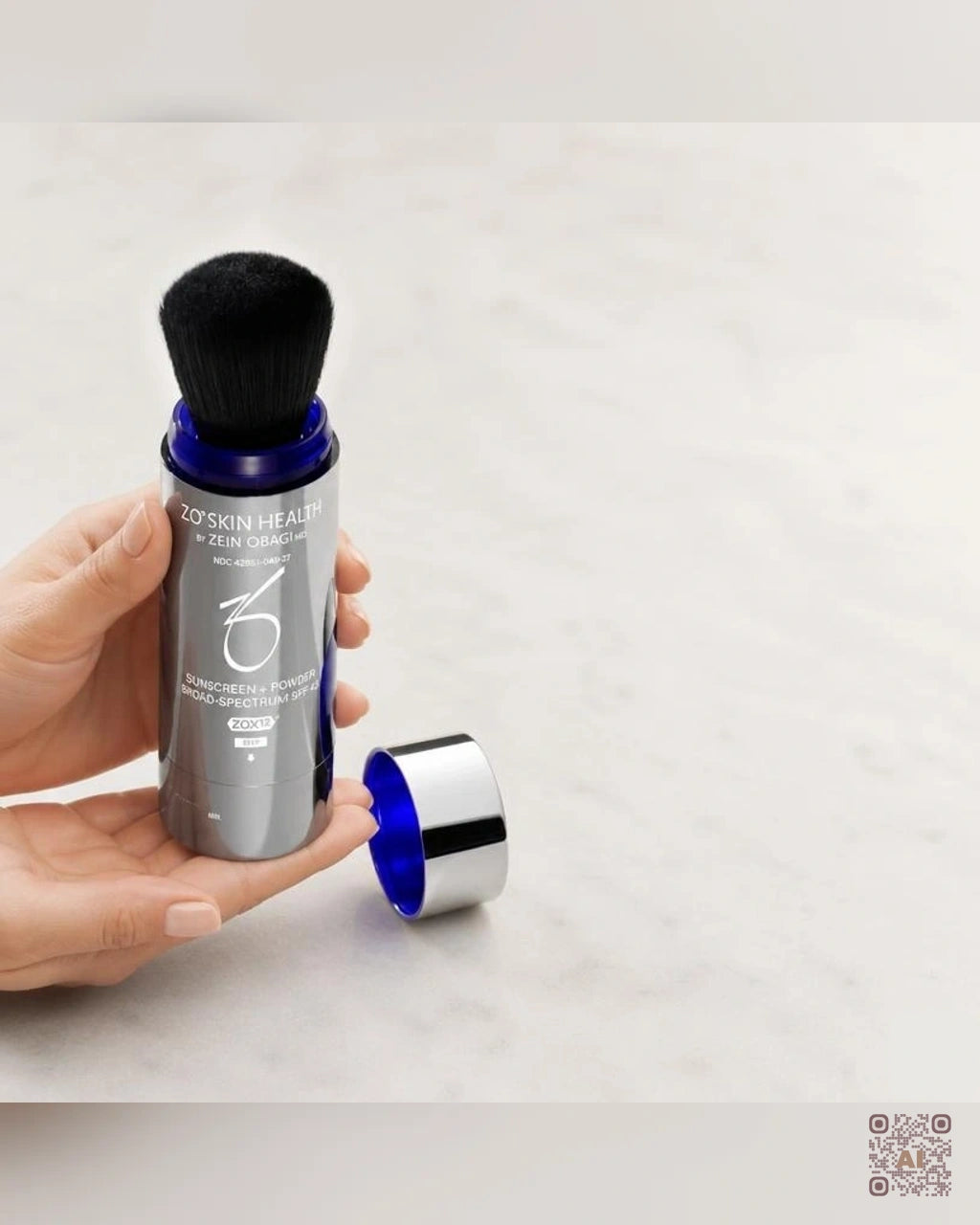 Zdjęcie wygenerowane przy użyciu AI · ZO Skin Health Puder mineralny z filtrem o szerokim spektrum ochrony SPF 30 3 g (3)